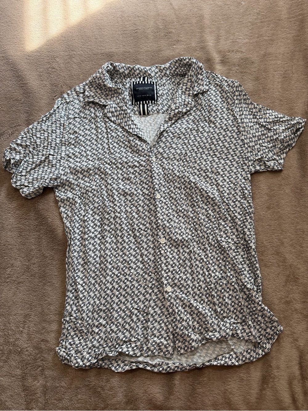 Denim & Flower Black and White Geo Print Short-Sleeve Button-Down